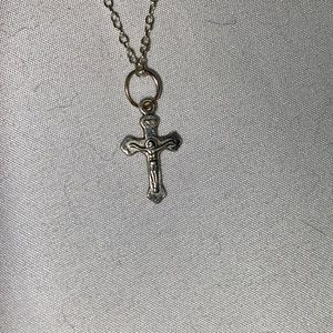 Pretty cross necklace